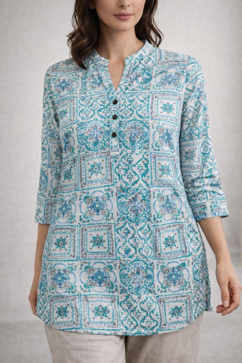 Women’s Teal & White Geometric Print Short Kurti - 25250