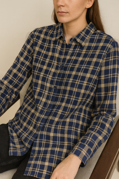 Women’s Navy & Beige Checkered Casual Button-Down Shirt - 24123