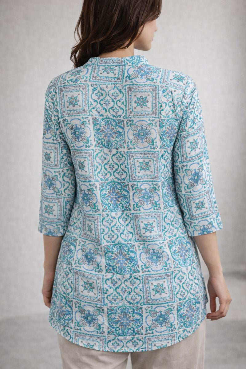 Women’s Teal & White Geometric Print Short Kurti - 25250