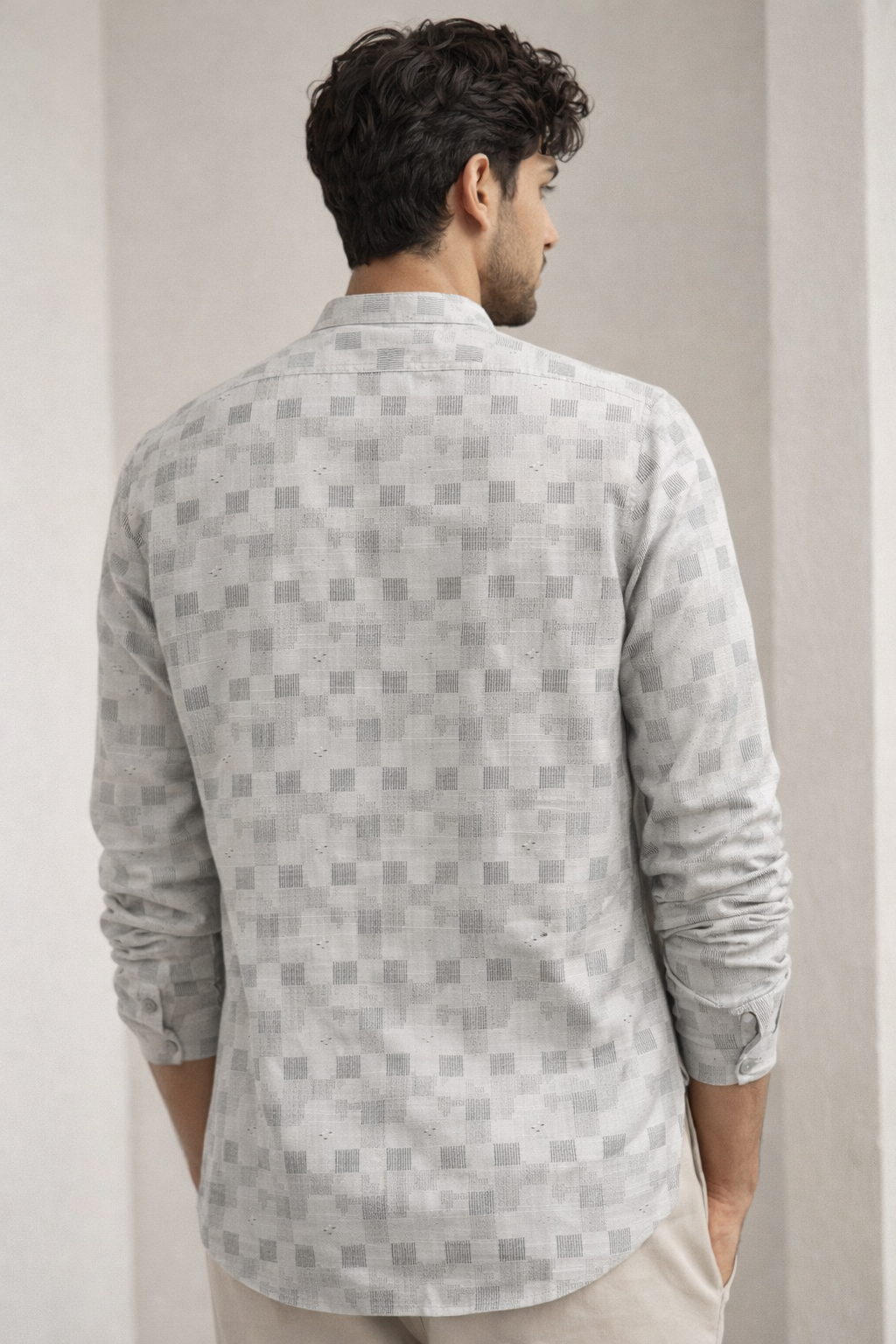 Men's Light Grey & White Checkered Texture Short Kurta - 24271