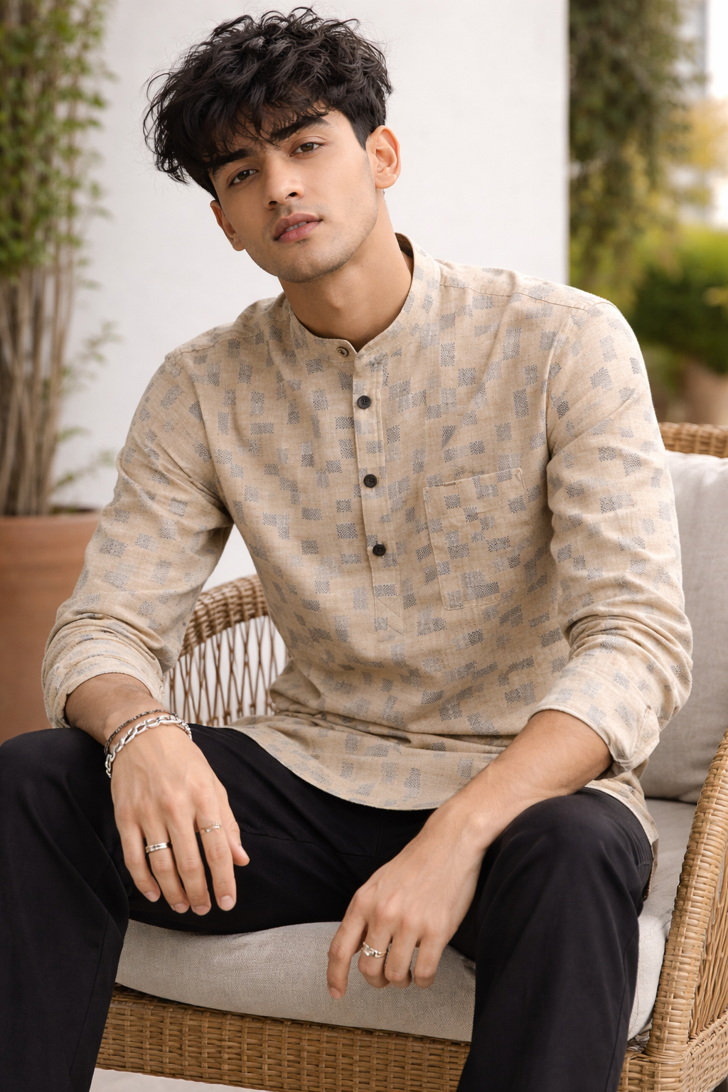 Men's Beige & Grey Geometric Block Print Short Kurta - 24261