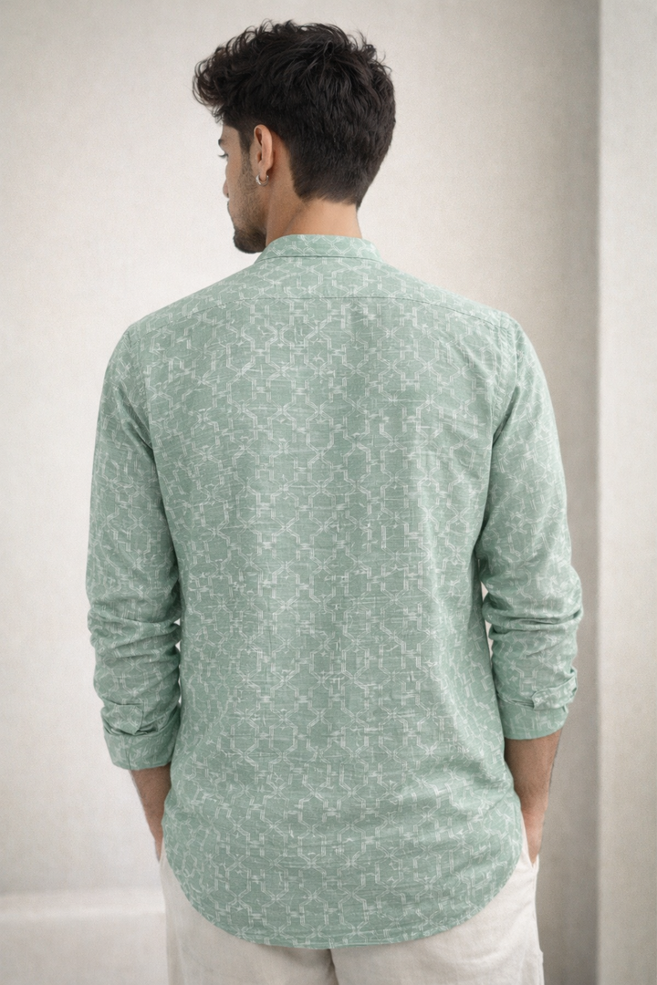 Men's Pastel Green Geometric Interlock Print Short Kurta - 24269