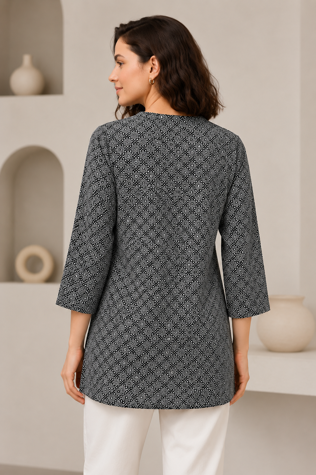 Women's Black and White Geometric Bandhani Printed Short Kurti - 27190