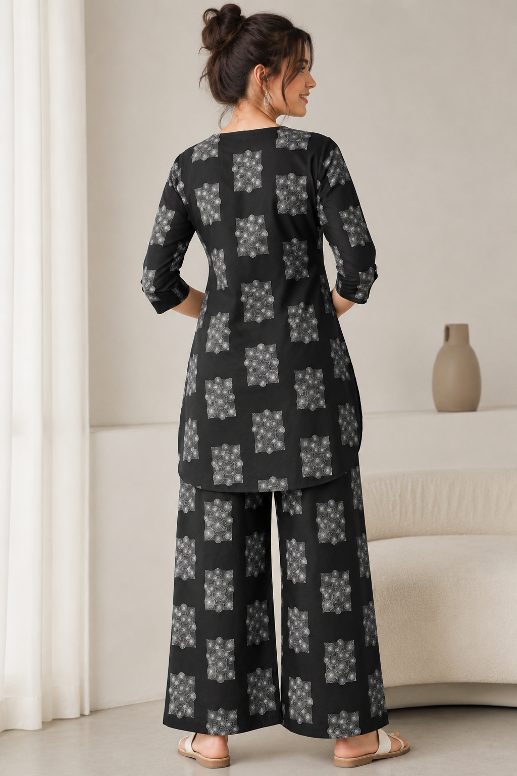 Women's Black & White Abstract Geometric Print Co-ord Set - 27252