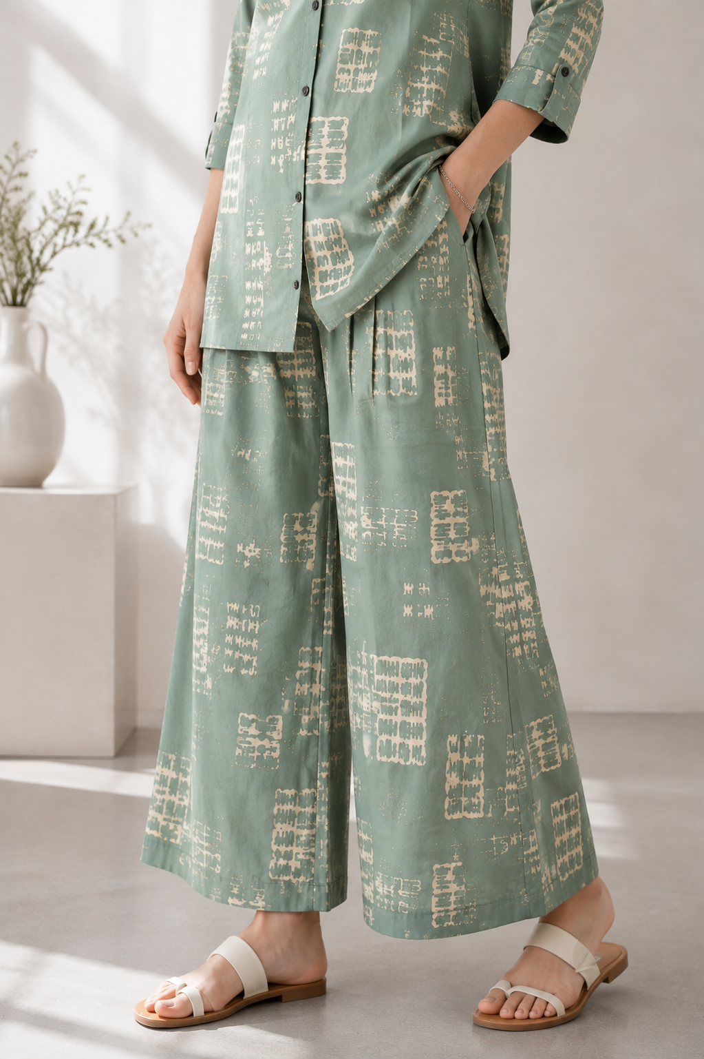 Women's Sea Green & Beige Abstract Printed Co-ord Set - 27266