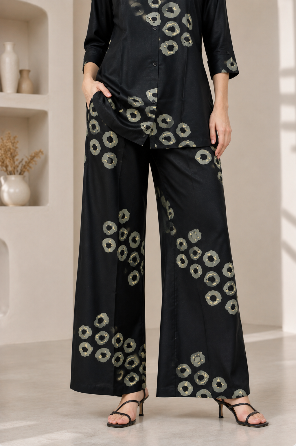 Women's Black & Beige Circular Print Co-ord Set - 27254
