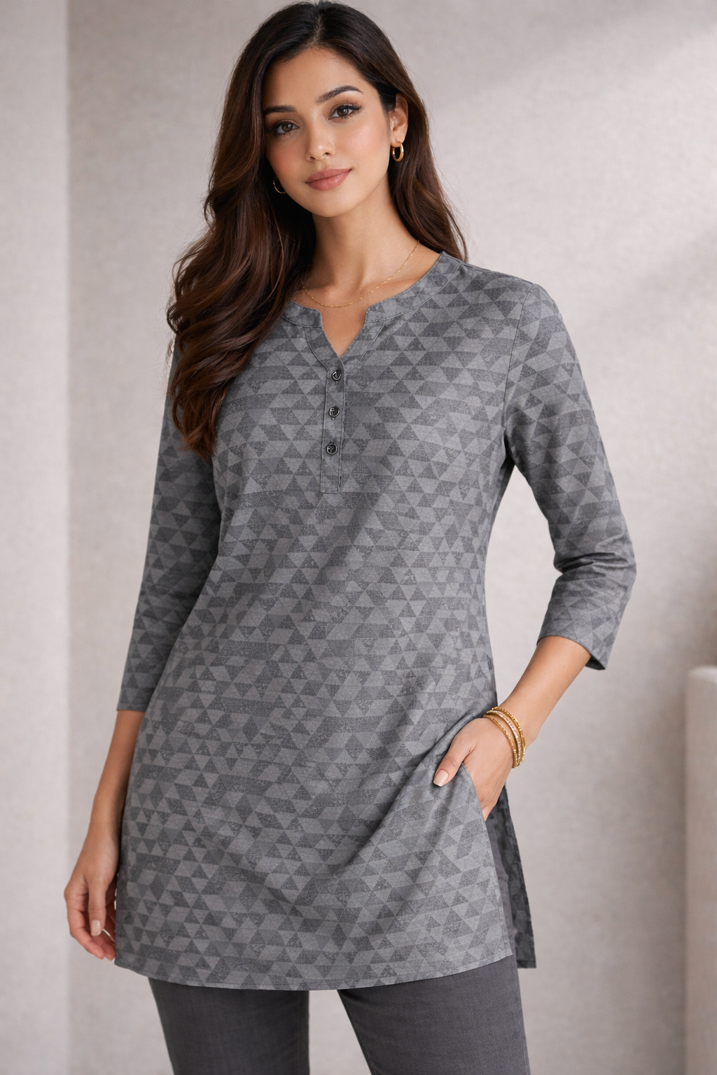 Women’s Geometric Triangle Print Kurti - 25253