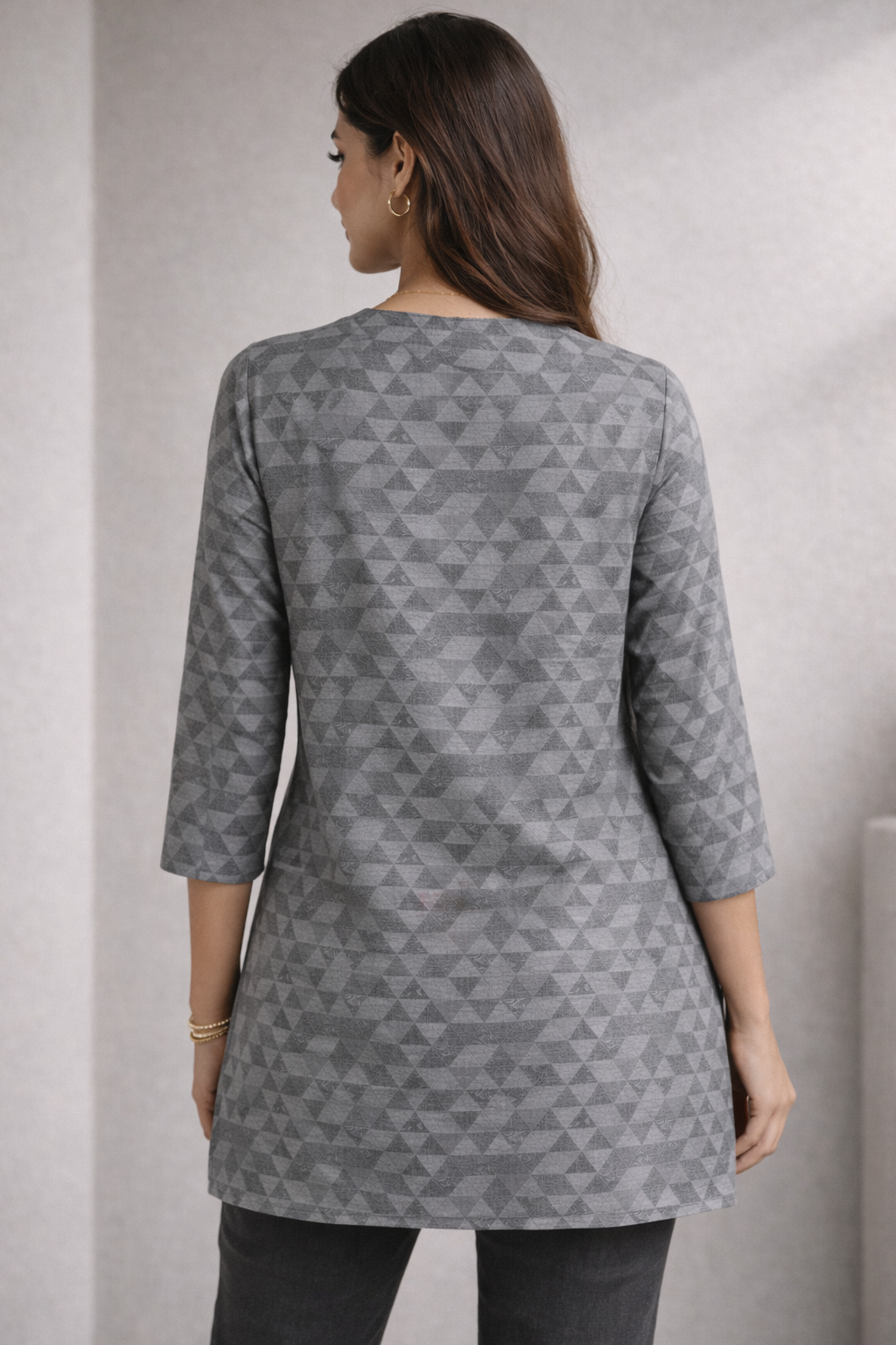 Women’s Geometric Triangle Print Kurti - 25253
