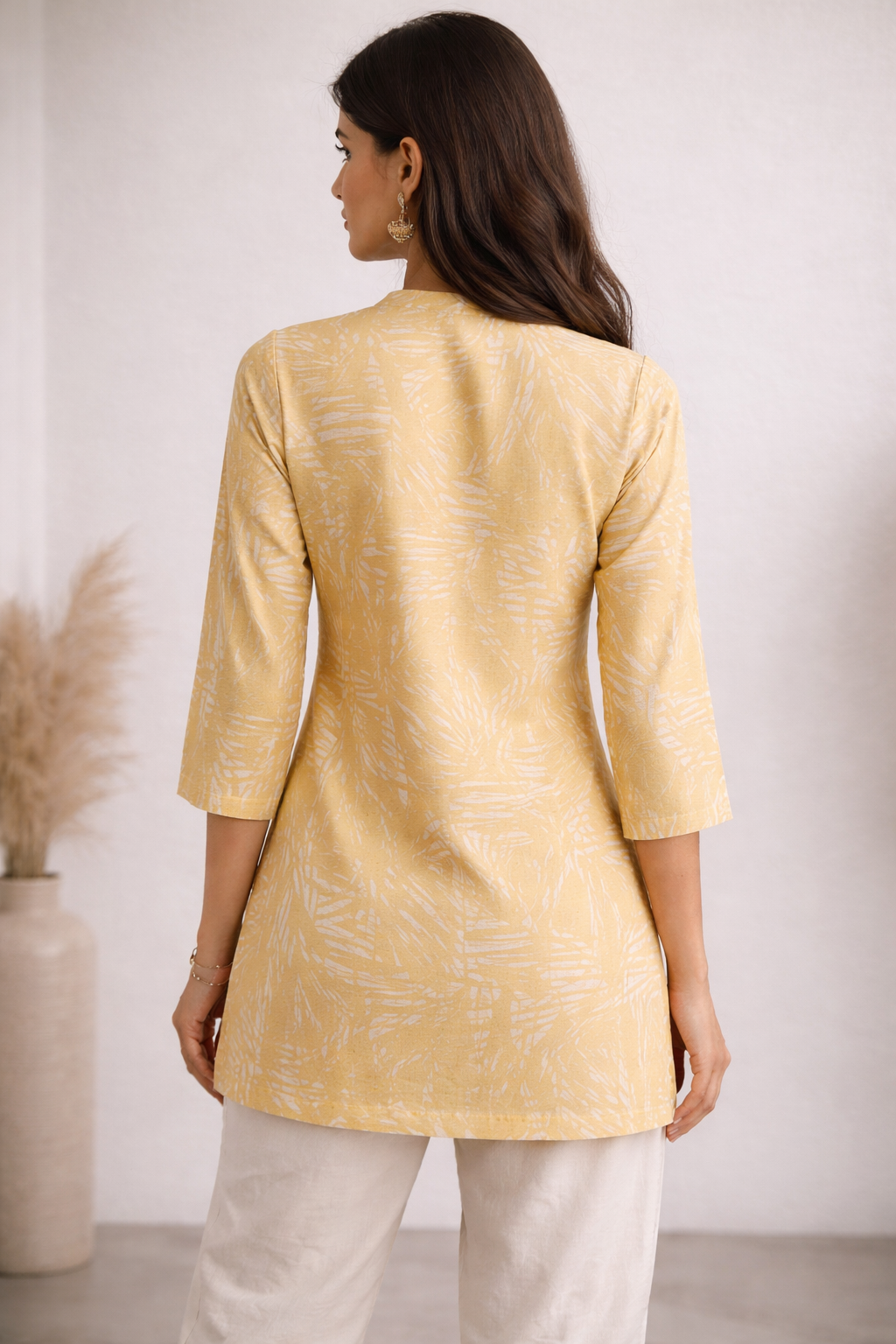Butter Yellow Abstract Geometric Print Short-Sleeve Kurti - 25030