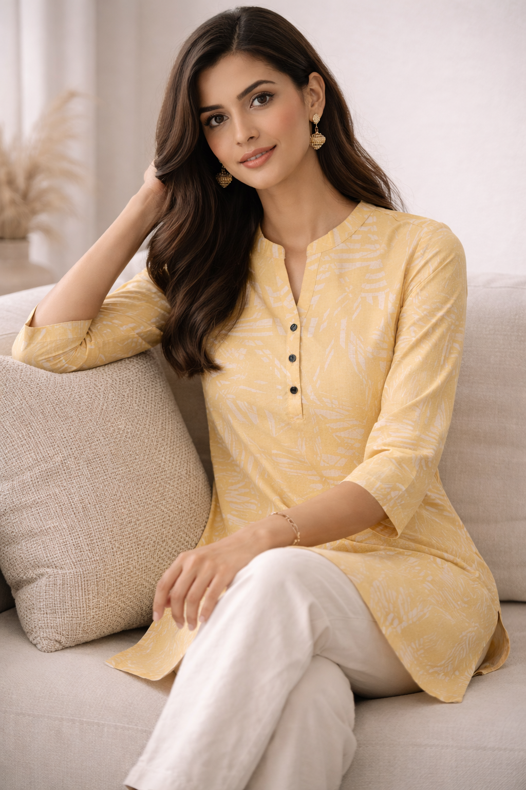 Butter Yellow Abstract Geometric Print Short-Sleeve Kurti - 25030