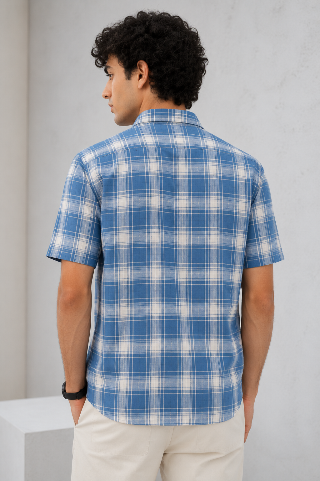 Blue & White Classic Checkered Short-Sleeve Casual Shirt - 27021