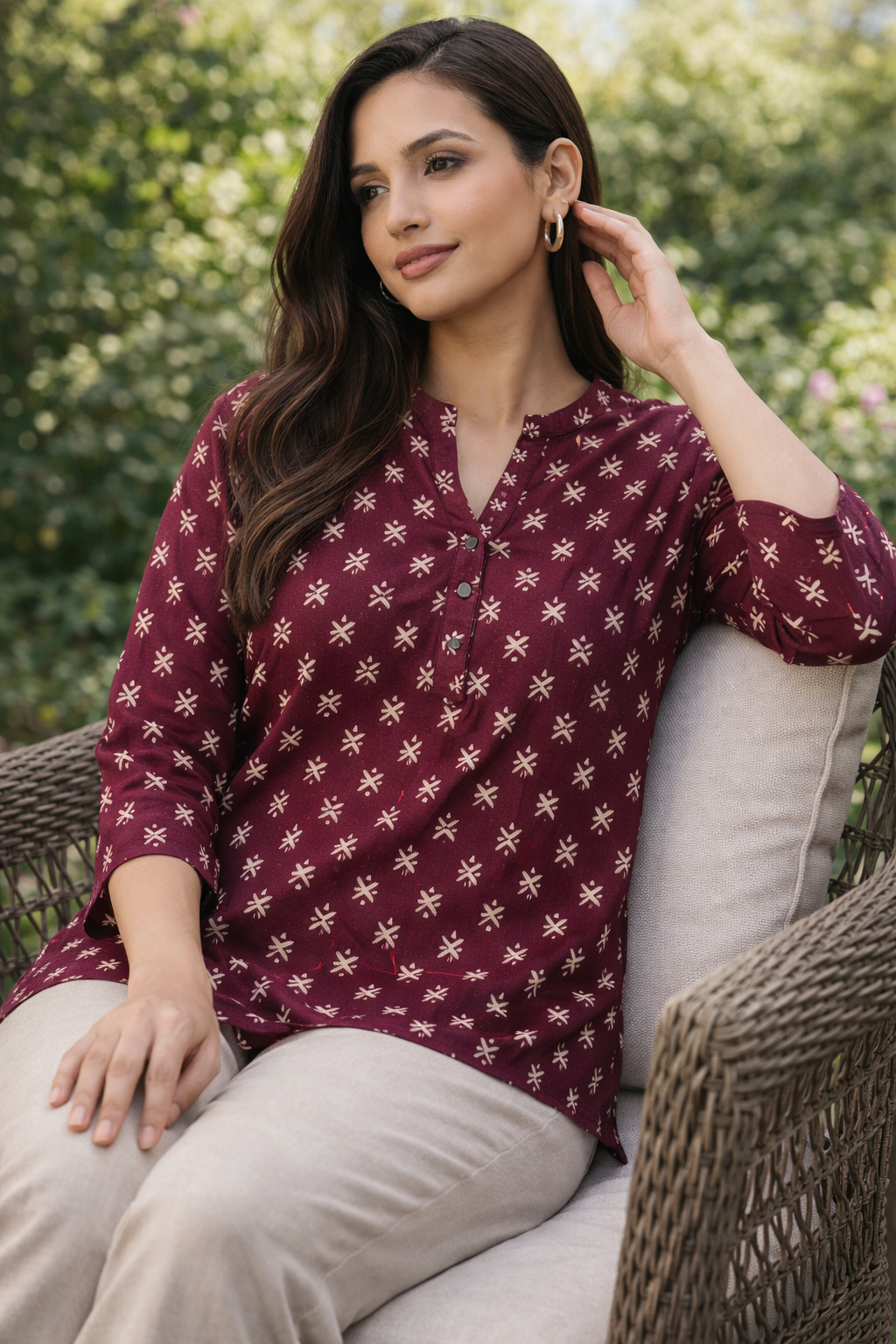 Women’s Maroon Geometric Print Kurti - 26534