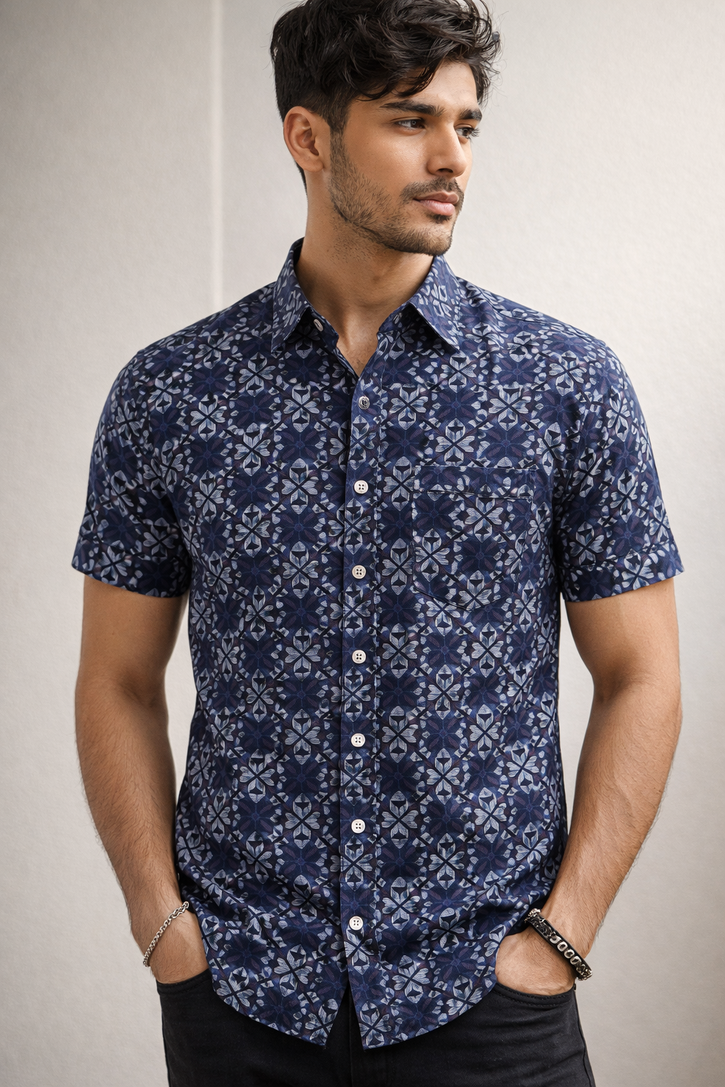 Men’s Kaleidoscopic Diamond Print Cotton Shirt - 25725