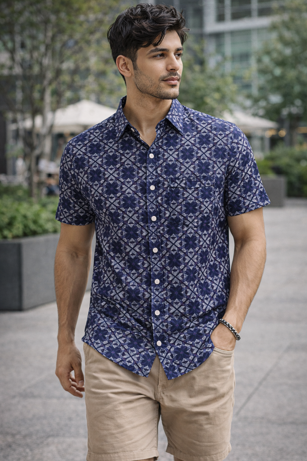 Men’s Kaleidoscopic Diamond Print Cotton Shirt - 25725