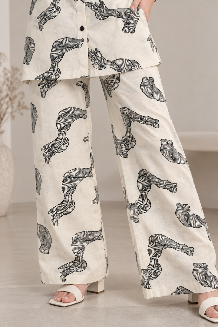 Rocck'z Chic Cream & Black Swirl Print Co-Ord Set for Women – Casual Matching Set - 27245