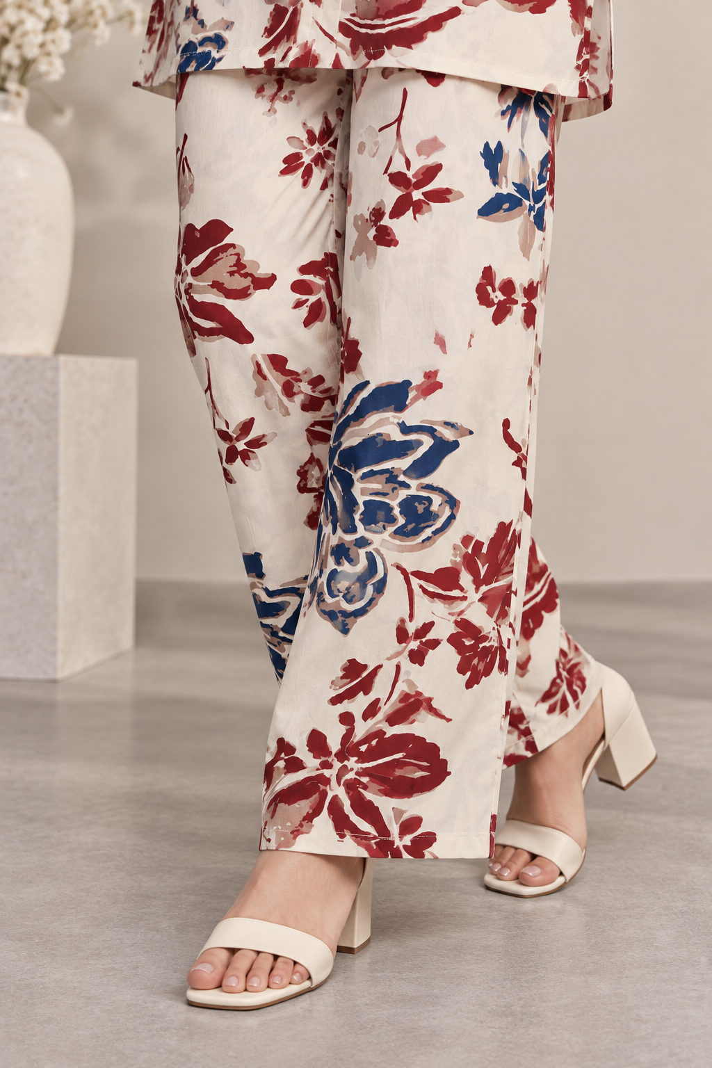 Rocck'z Women’s Off-White Multi-Color Floral & Leaf Print Collar Co-ord Set