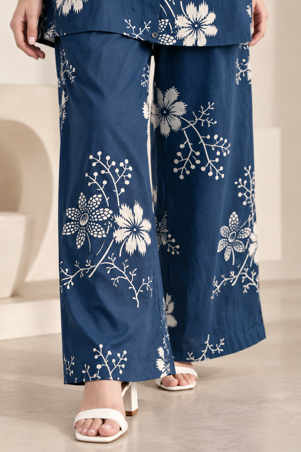 Rocck'z Women’s Navy Blue Floral & Branch Print Collar Co-ord Set